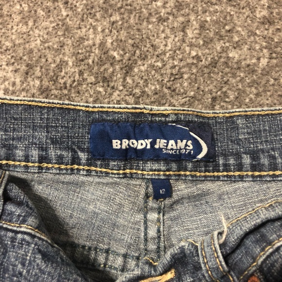 Brody jean capris - Picture 2 of 3